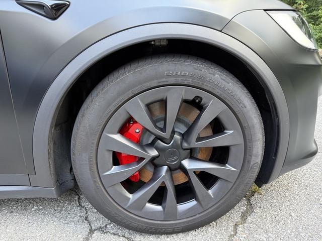 Photo of 2024 Black Tesla Model X