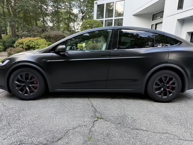 Photo of 2024 Black Tesla Model X