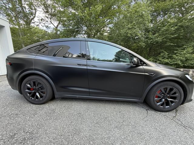 Photo of 2024 Black Tesla Model X