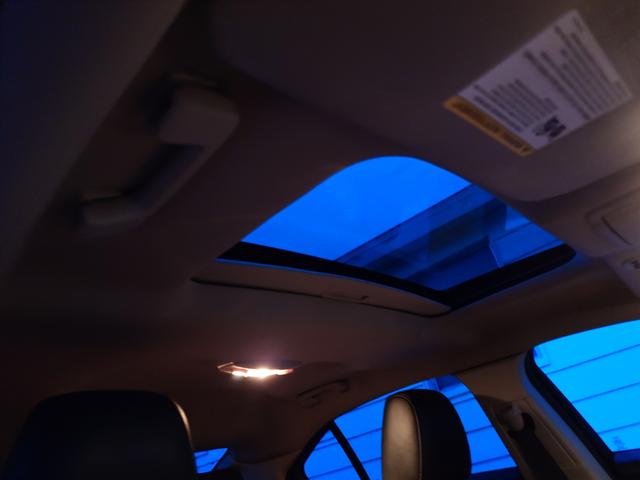 Photo of 2011 Black Ford Taurus