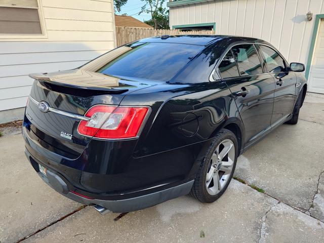 Photo of 2011 Black Ford Taurus