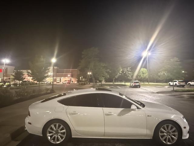 Photo of 2012 White Audi A7