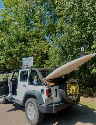 Photo of 2017 White Jeep Wrangler Unlimited