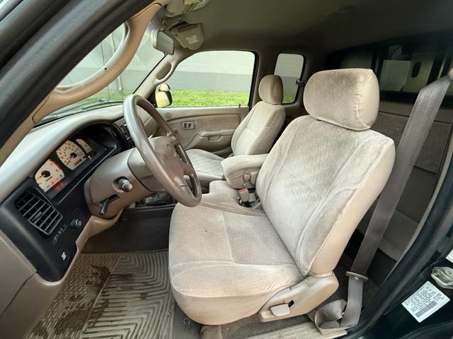 Photo of 2002 Green Toyota Tacoma