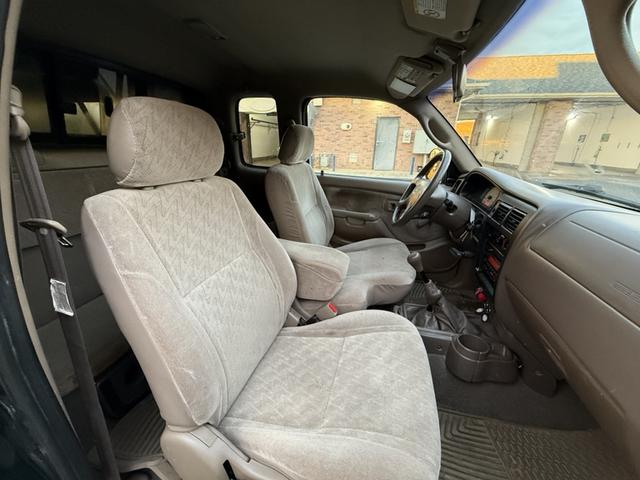 Photo of 2002 Green Toyota Tacoma