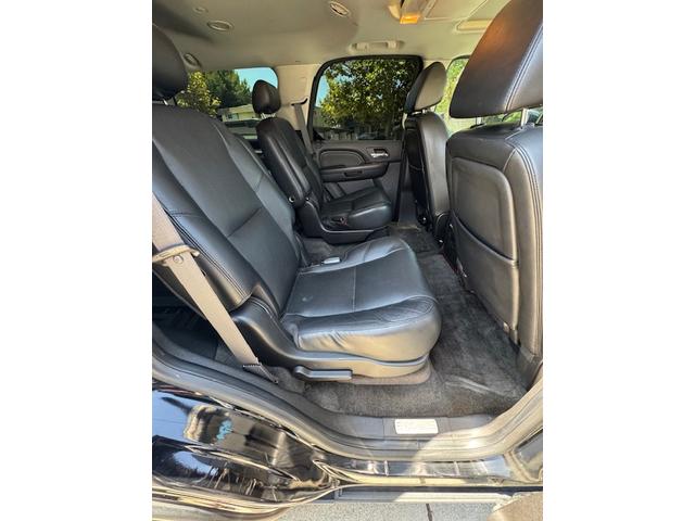 Photo of 2008 Black Cadillac Escalade