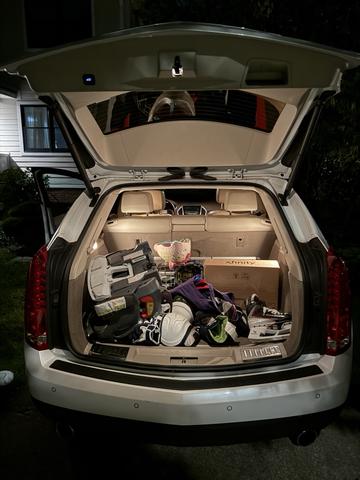 Photo of 2016 White Cadillac SRX