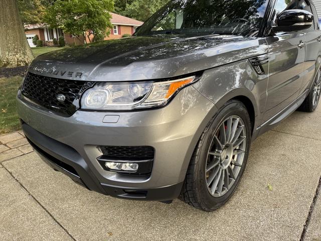Photo of 2016 Silver Land Rover Range Rover Sport