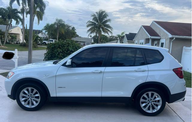 Photo of 2013 White BMW X3