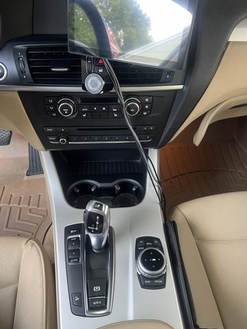 Photo of 2013 White BMW X3