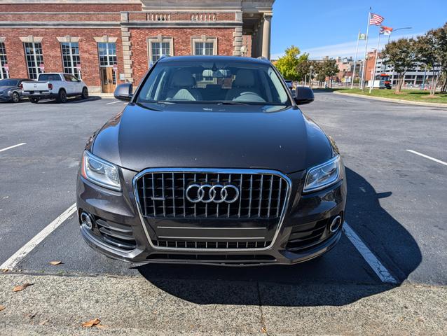 Photo of 2016 Black Audi Q5