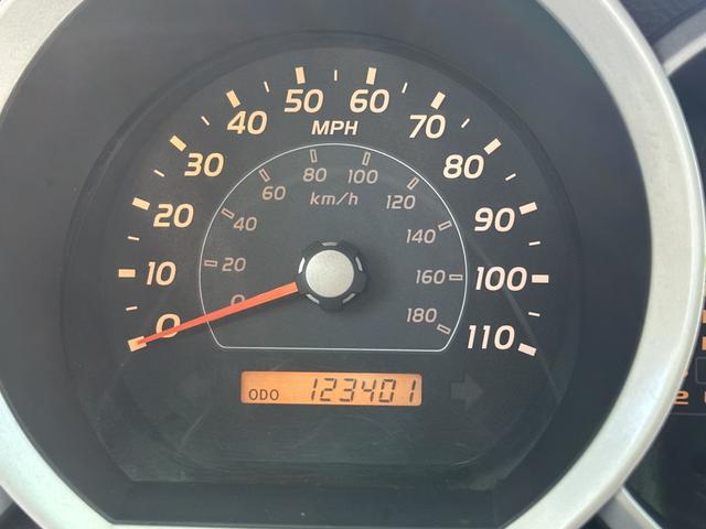Photo of 2006 Silver Toyota 4Runner