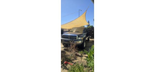 Photo of 2001 Blue Dodge Ram 1500