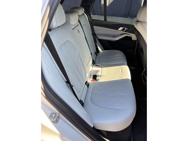 Photo of 2023 White BMW X5 PHEV