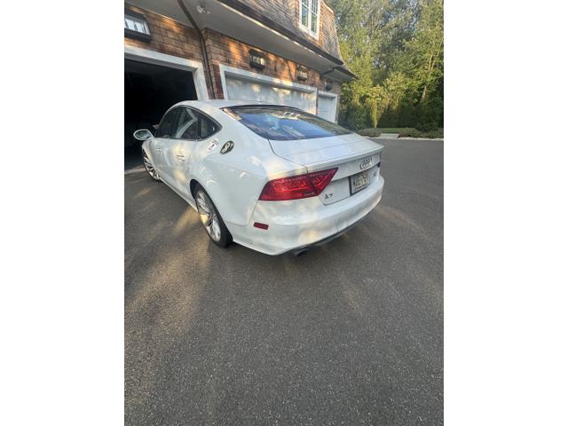 Photo of 2014 White Audi A7