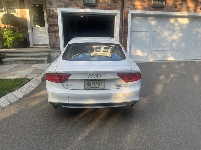 Photo of 2014 White Audi A7