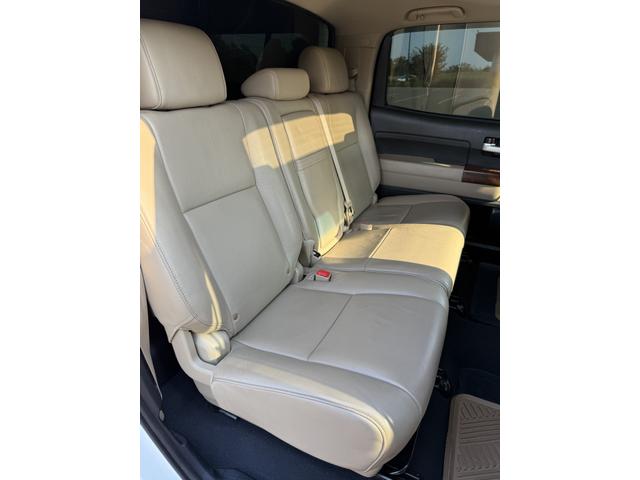 Photo of 2012 White Toyota Tundra