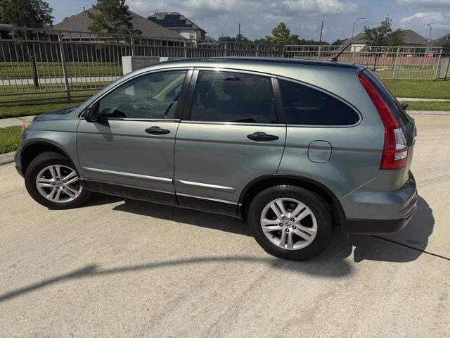 Photo of 2011 Green Honda CR-V