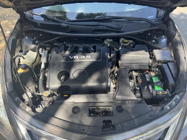 Photo of 2013 Gray Nissan Altima