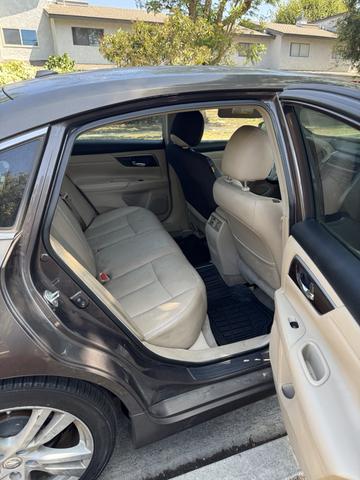Photo of 2013 Gray Nissan Altima
