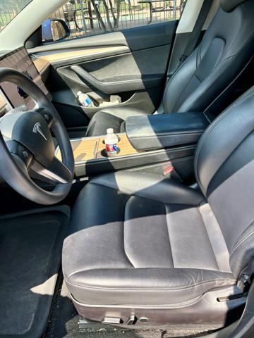 Photo of 2023 Blue Tesla Model 3