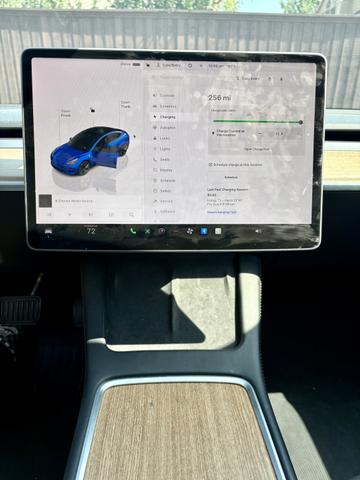 Photo of 2023 Blue Tesla Model 3