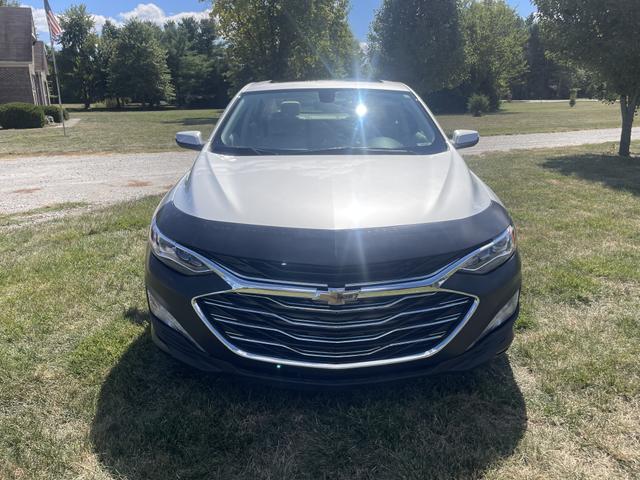Photo of 2021 Silver Chevrolet Malibu