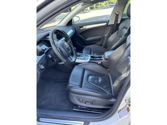 Photo of 2011 White Audi A4