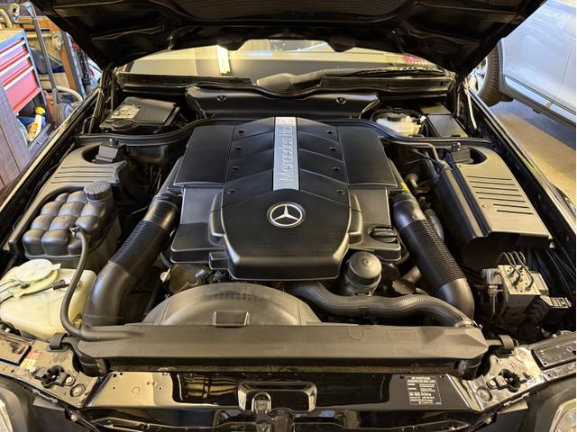 Photo of 2000 Black Mercedes-Benz SL-Class