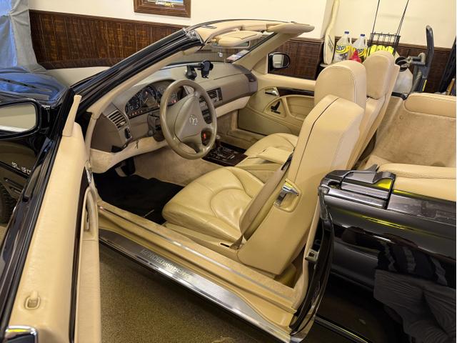 Photo of 2000 Black Mercedes-Benz SL-Class