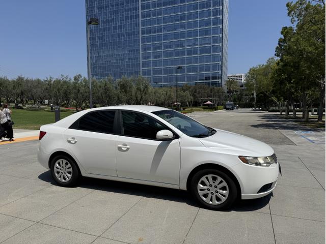 Photo of 2012 White Kia Forte