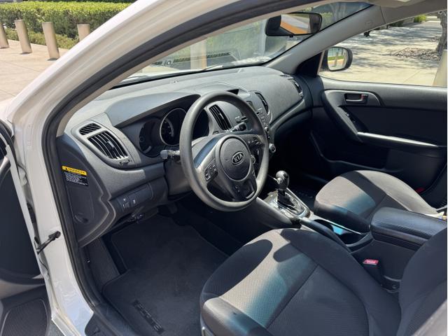 Photo of 2012 White Kia Forte