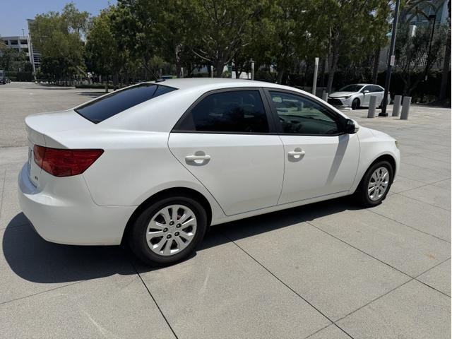 Photo of 2012 White Kia Forte