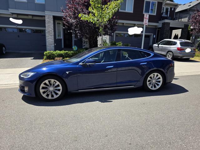 Photo of 2018 Blue Tesla Model S