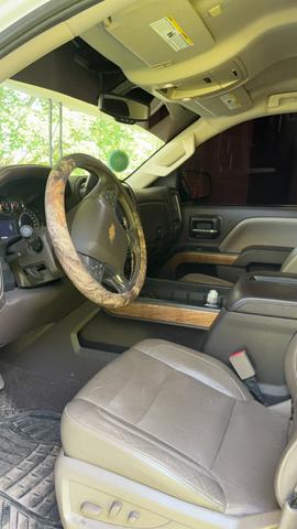 Photo of 2014 White Chevrolet Silverado 1500