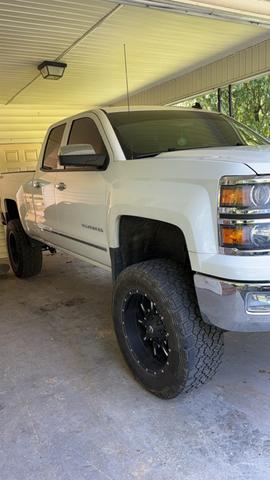 Photo of 2014 White Chevrolet Silverado 1500