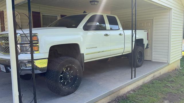 Photo of 2014 White Chevrolet Silverado 1500
