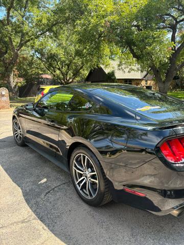 Photo of 2016 Black Ford Mustang