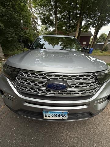 Photo of 2020 Silver Ford Explorer