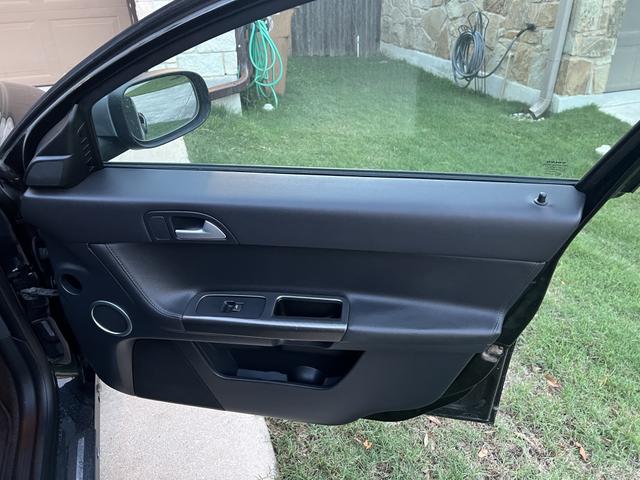 Photo of 2010 Black Volvo S40