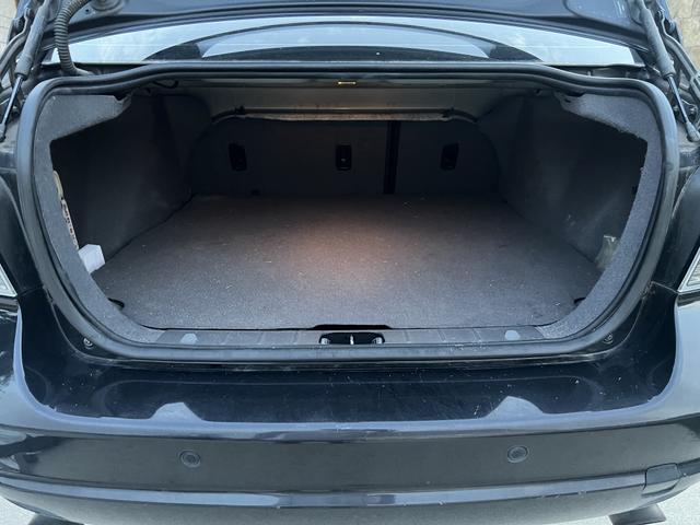 Photo of 2010 Black Volvo S40
