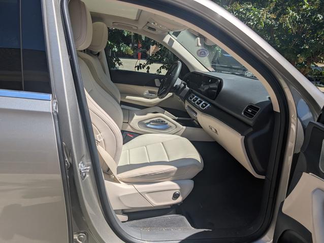 Photo of 2020 Silver Mercedes-Benz GLE 350