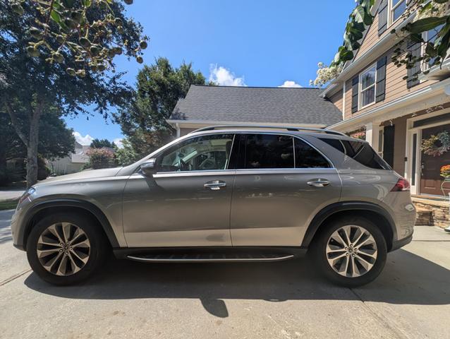 Photo of 2020 Silver Mercedes-Benz GLE 350