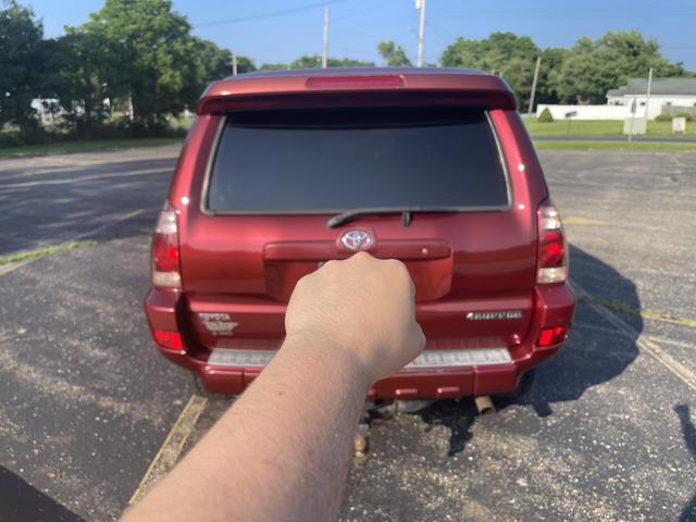 Photo of 2005 Red Toyota 4Runner