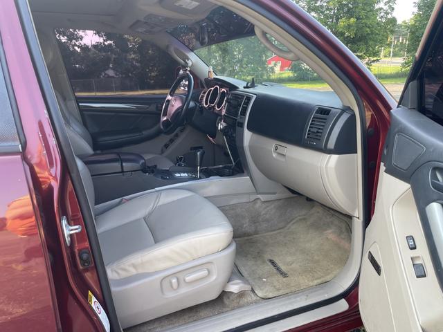 Photo of 2005 Red Toyota 4Runner