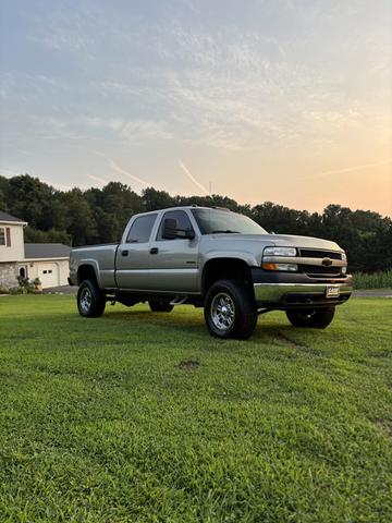 Photo of 2001 Beige Chevrolet Silverado 2500