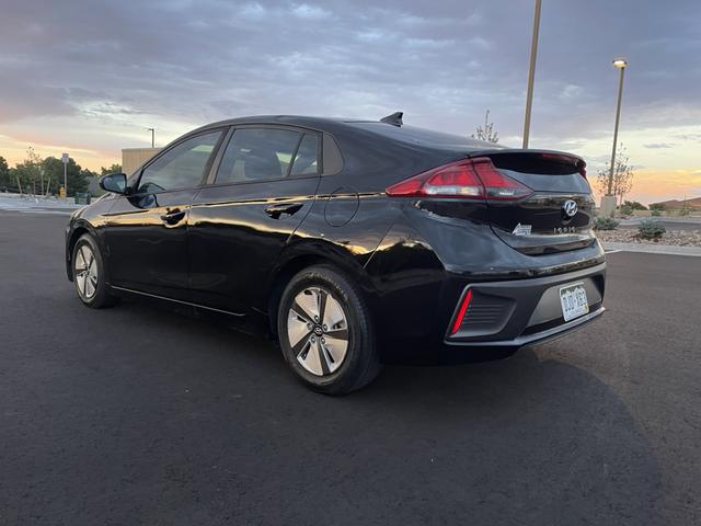 Photo of 2019 Black Hyundai IONIQ Hybrid