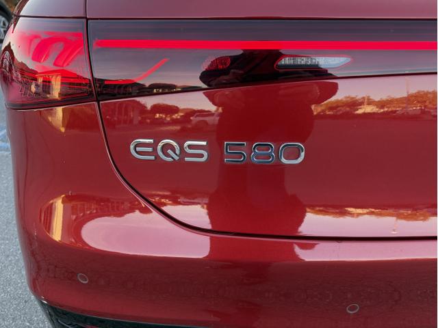 Photo of 2022 Red Mercedes-Benz EQS 580