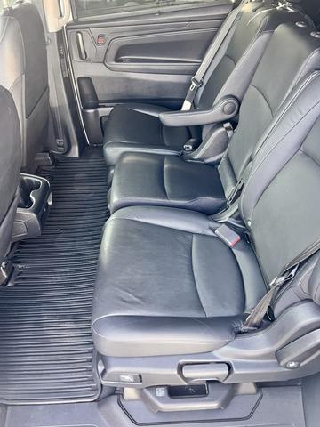 Photo of 2023 White Honda Odyssey