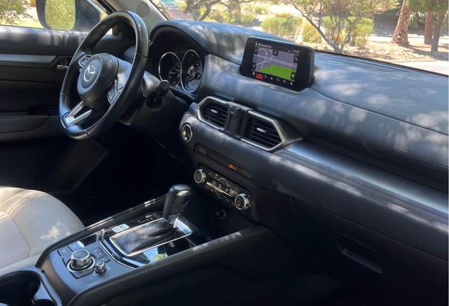 Photo of 2017 Gray Mazda CX-5